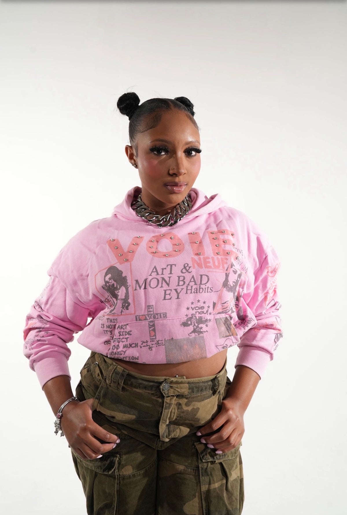 VOIE NEUF - "BAD HABITS" HOODIE